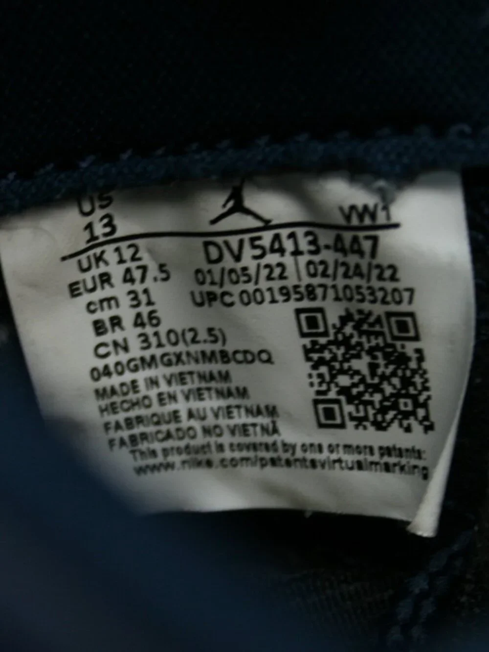 Nike Men 13 Air Jordan 11 CMFT Low Michigan Player Issued PE Sneakers DM8767-147